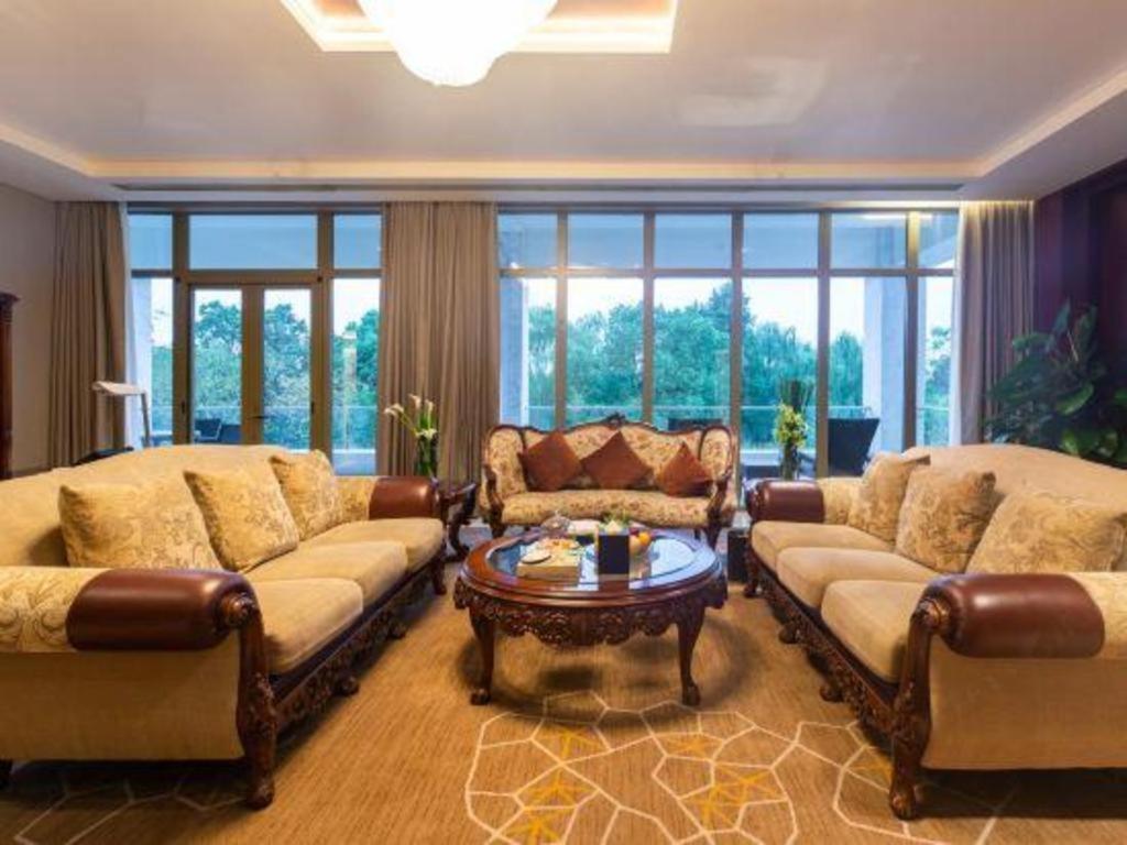 Suzhou Jinji Lake Grand Hotel Екстериор снимка