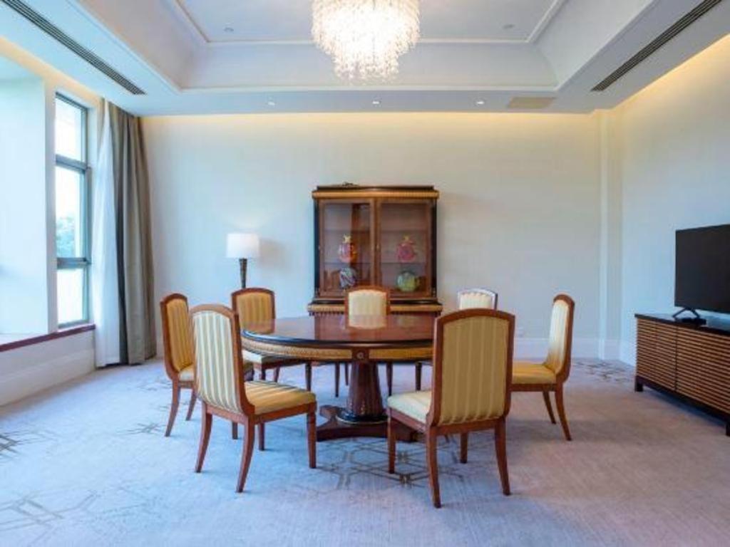 Suzhou Jinji Lake Grand Hotel Екстериор снимка