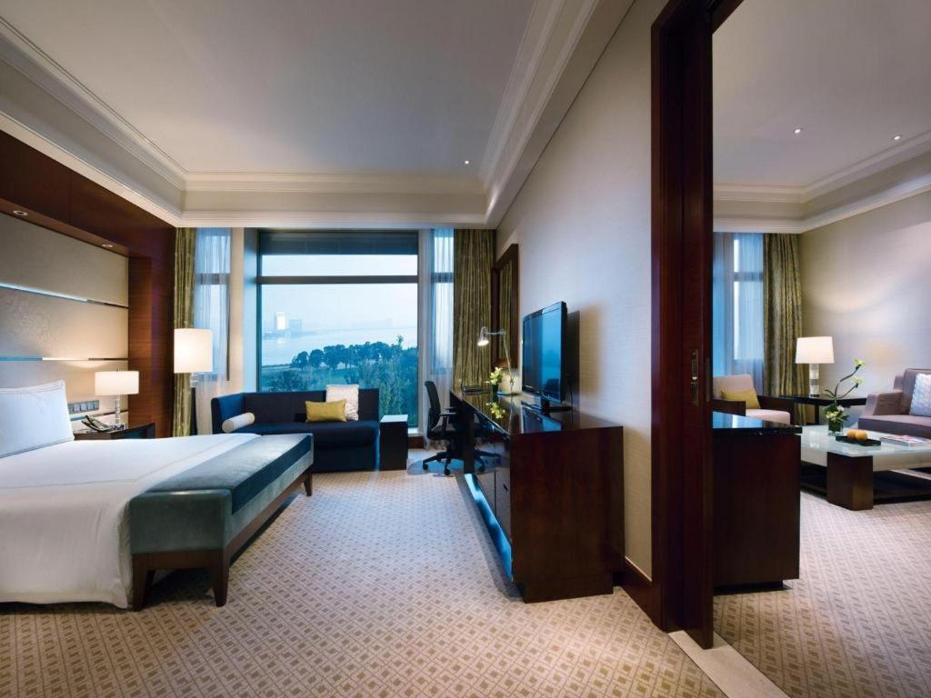 Suzhou Jinji Lake Grand Hotel Екстериор снимка