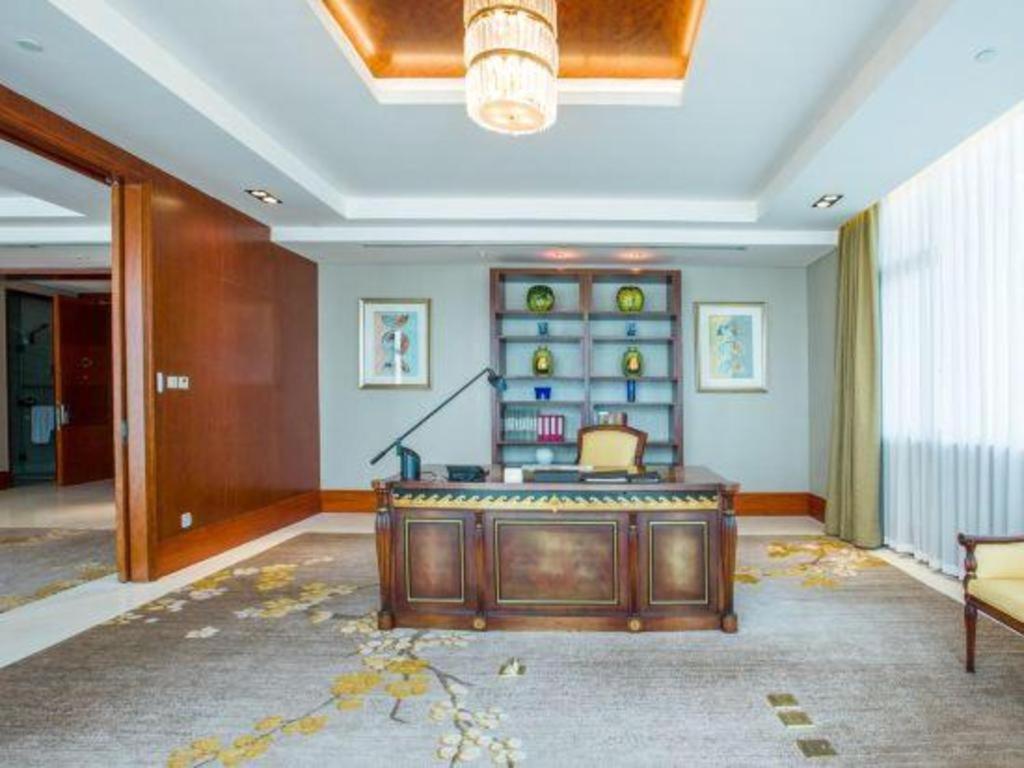 Suzhou Jinji Lake Grand Hotel Екстериор снимка