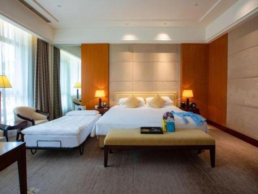 Suzhou Jinji Lake Grand Hotel Екстериор снимка
